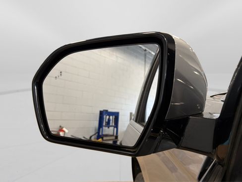 Used 2020 Ford Expedition XLT RWD image 15
