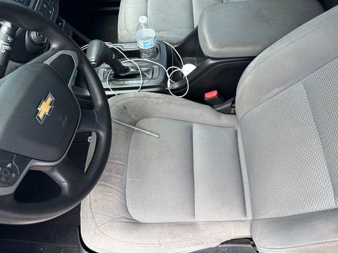 Used 2020 Chevrolet Colorado W/T w/ WT Convenience Package RWD image 11