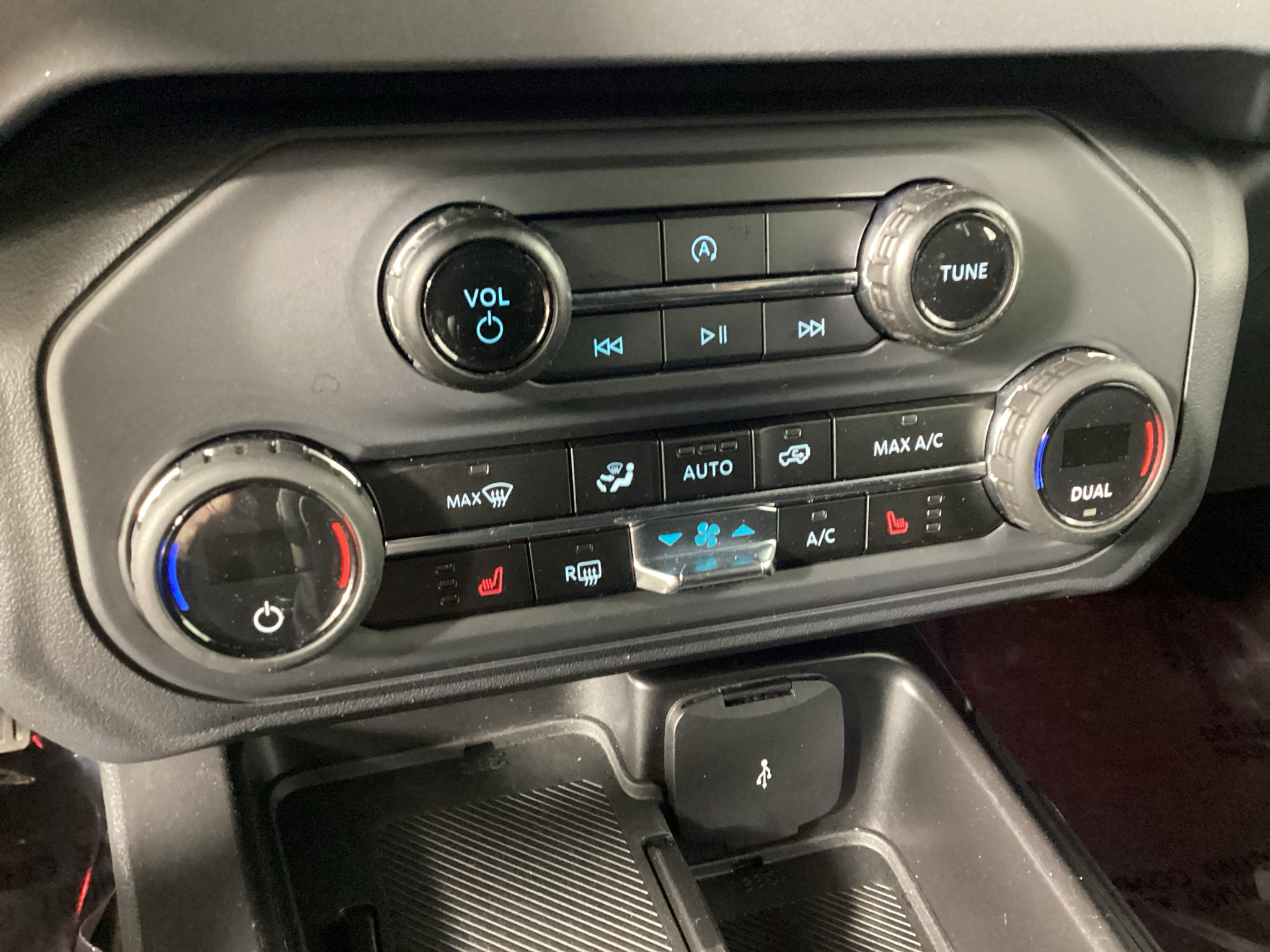 Used 2025 Ford Bronco Big Bend AWD/4WD image 25