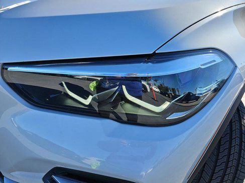 Certified 2023 BMW X5 sDrive40i w/ Premium Package image 32