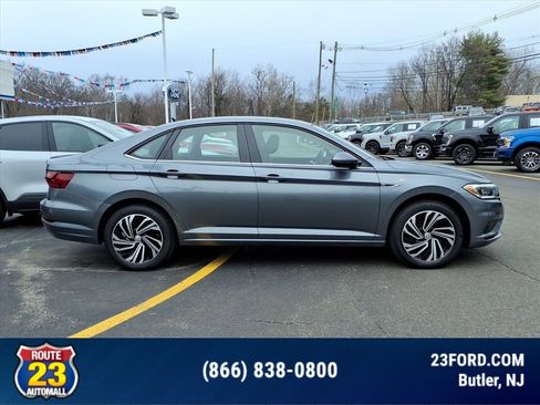 Used 2020 Volkswagen Jetta SEL image 9