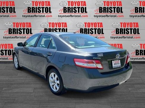 Used 2011 Toyota Camry LE w/ LE Extra-Value Pkg FWD image 6