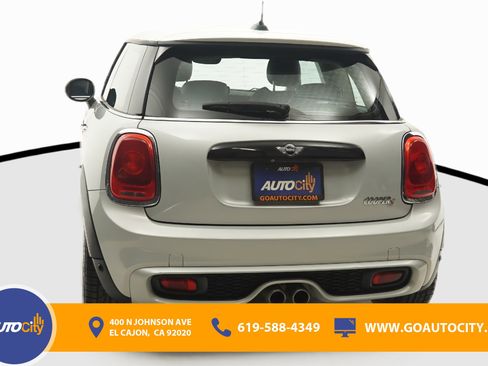 Used 2017 MINI Cooper S image 14