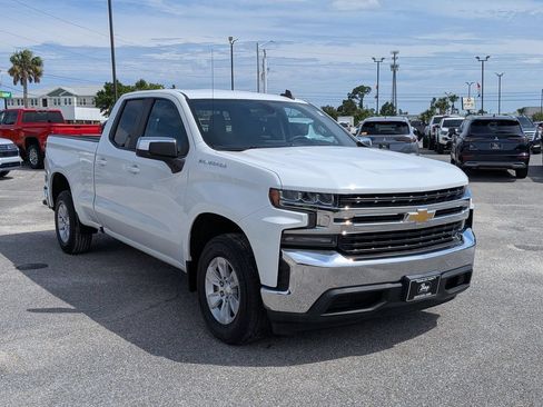 Used 2019 Chevrolet Silverado 1500 LT w/ Bed Protection Package RWD image 3