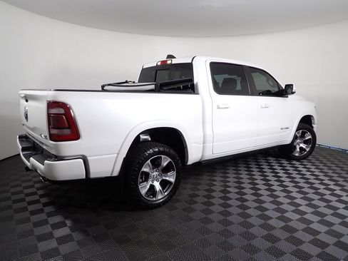 Used 2022 RAM 1500 Laramie AWD/4WD image 18