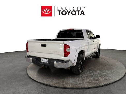 Used 2016 Toyota Tundra SR5 w/ SR5 Upgrade Package RWD image 9