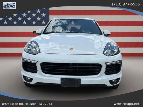 Used 2017 Porsche Cayenne Platinum Edition AWD/4WD image 3