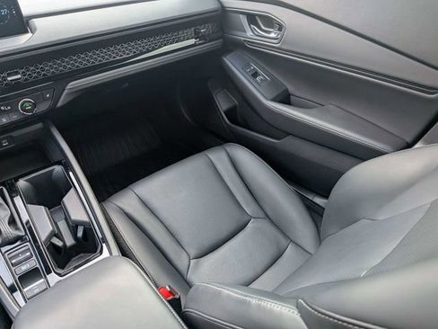 Used 2024 Honda Accord Sport image 14