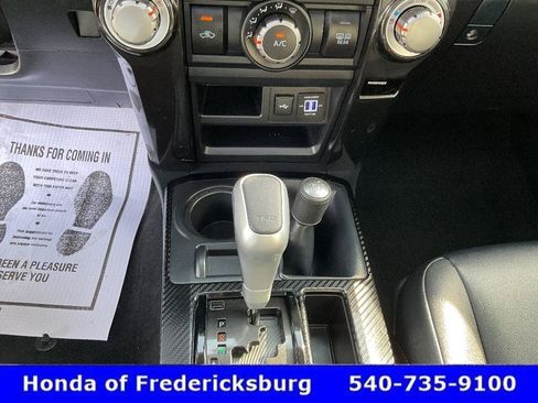 Used 2022 Toyota 4Runner TRD Off-Road Premium w/ Moonroof Package AWD/4WD image 38
