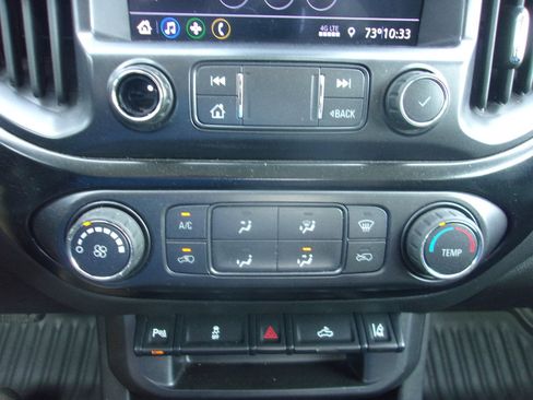 Used 2021 Chevrolet Colorado LT w/ Fleet Safety Package RWD image 16