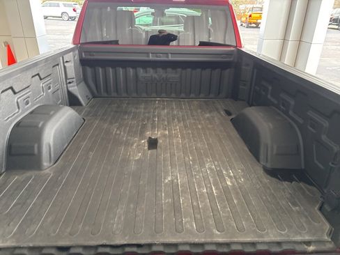 Used 2023 GMC Sierra 1500 Elevation image 24