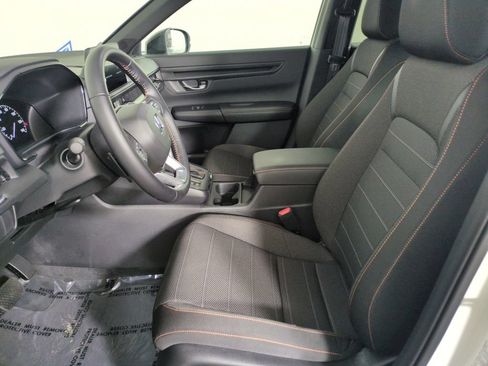 Used 2026 Honda CR-V Sport image 9