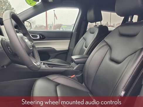 Used 2024 Jeep Compass Limited AWD/4WD image 14