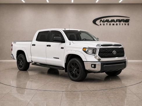 Used 2018 Toyota Tundra SR5 w/ SR5 Upgrade Package RWD image 10