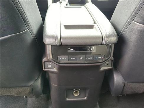 Used 2025 Toyota Grand Highlander FWD image 18