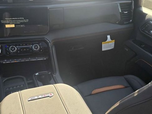 New 2026 GMC Sierra 2500 AT4 image 16