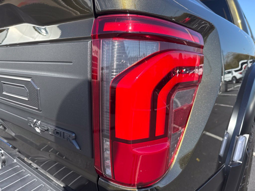 Used 2024 Ford F150 Raptor AWD/4WD image 59