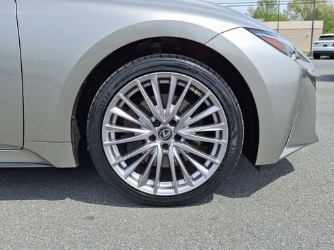 Used 2022 Lexus IS 300 AWD w/ Premium Package image 9