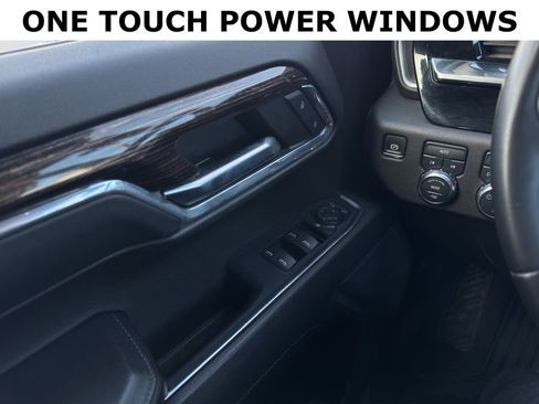 Used 2024 GMC Sierra 1500 SLE image 13