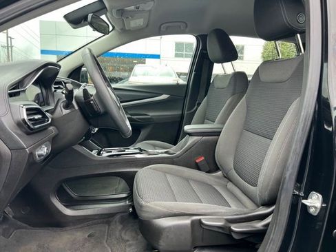 Used 2022 Chevrolet Bolt EUV LT image 17