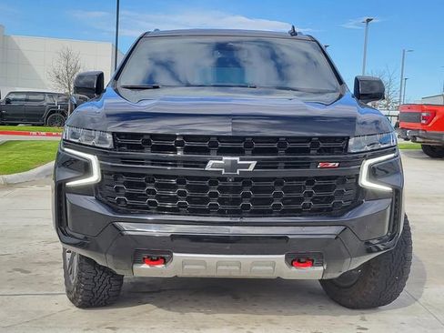 Used 2023 Chevrolet Tahoe Z71 w/ Luxury Package image 2