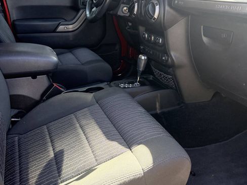 Used 2012 Jeep Wrangler Sport AWD/4WD image 3