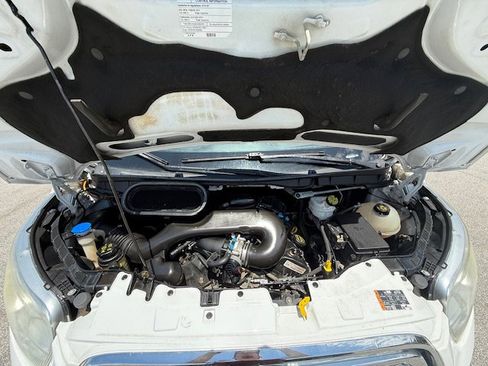 Used 2016 Ford Transit 350 XLT RWD image 5