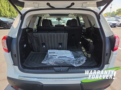 Used 2023 Subaru Ascent Limited w/ Technology Package AWD/4WD image 18