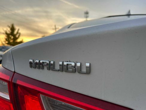 Used 2016 Chevrolet Malibu LT image 30