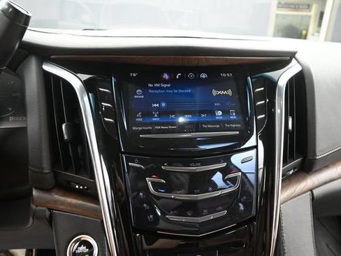 Used 2015 Cadillac Escalade Premium AWD/4WD image 32