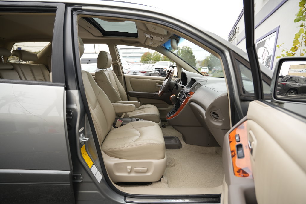 Used 2002 Lexus RX 300 4WD w/ Premium Pkg Plus image 31