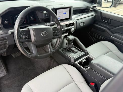 Used 2025 Toyota Tacoma SR5 RWD image 9