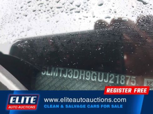 Used 2016 Lincoln MKC Reserve w/ Lincoln MKC Climate Package image 17