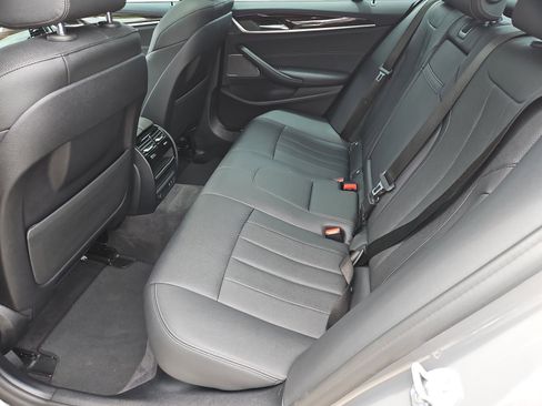 Used 2021 BMW 530i xDrive w/ Premium Package AWD/4WD image 15