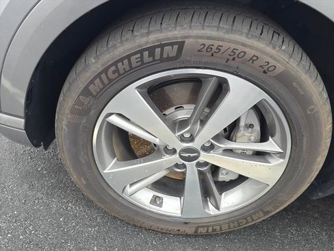 Used 2023 Genesis GV80 2.5T w/ Prestige 20" Package image 10