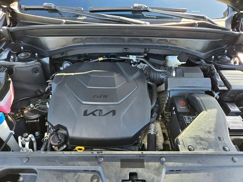 Used 2022 Kia Telluride EX FWD image 17