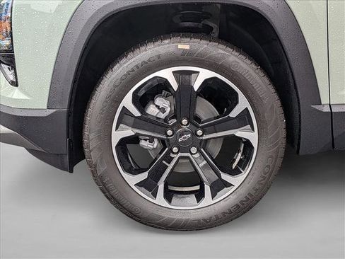 New 2026 Chevrolet Equinox LT w/ Convenience Package II AWD/4WD image 10