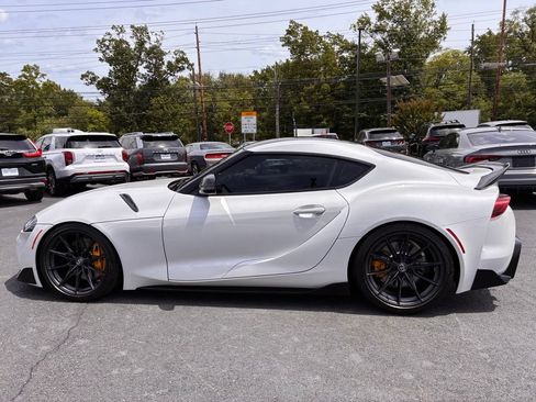 Used 2023 Toyota Supra RWD image 4