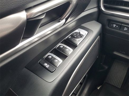 Used 2024 Kia Telluride LX image 29