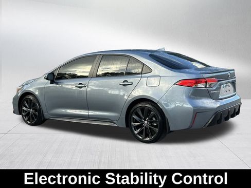 Used 2024 Toyota Corolla SE image 8