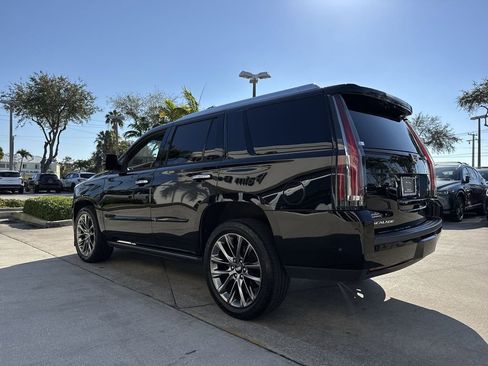 Used 2019 Cadillac Escalade Platinum w/ Escalade Sport Edition image 27
