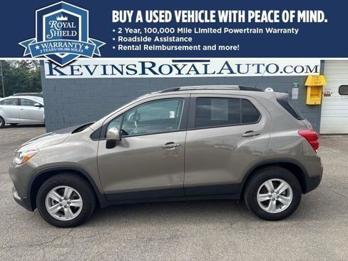 Used 2022 Chevrolet Trax LT w/ Driver Confidence Package image 1