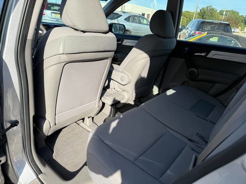 Used 2011 Honda CR-V LX image 24