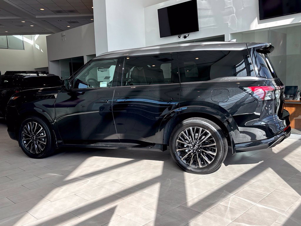 New 2027 INFINITI QX80 Autograph w/ Premium Cargo Package AWD/4WD image 8