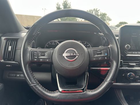 Used 2024 Nissan Pathfinder Rock Creek AWD/4WD image 10