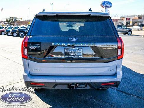 New 2025 Ford Expedition Max Active image 6