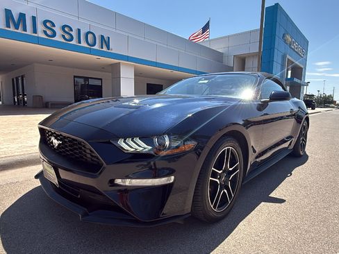 Used 2021 Ford Mustang Premium RWD image 3