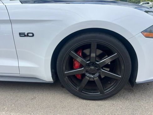 Used 2020 Ford Mustang GT RWD image 5
