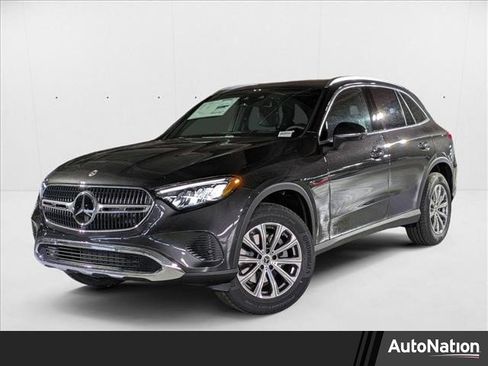 New 2025 Mercedes-Benz GLC 300 image 1