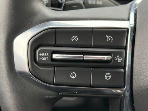 Used 2025 GMC Yukon Denali w/ Denali Reserve Package AWD/4WD image 22